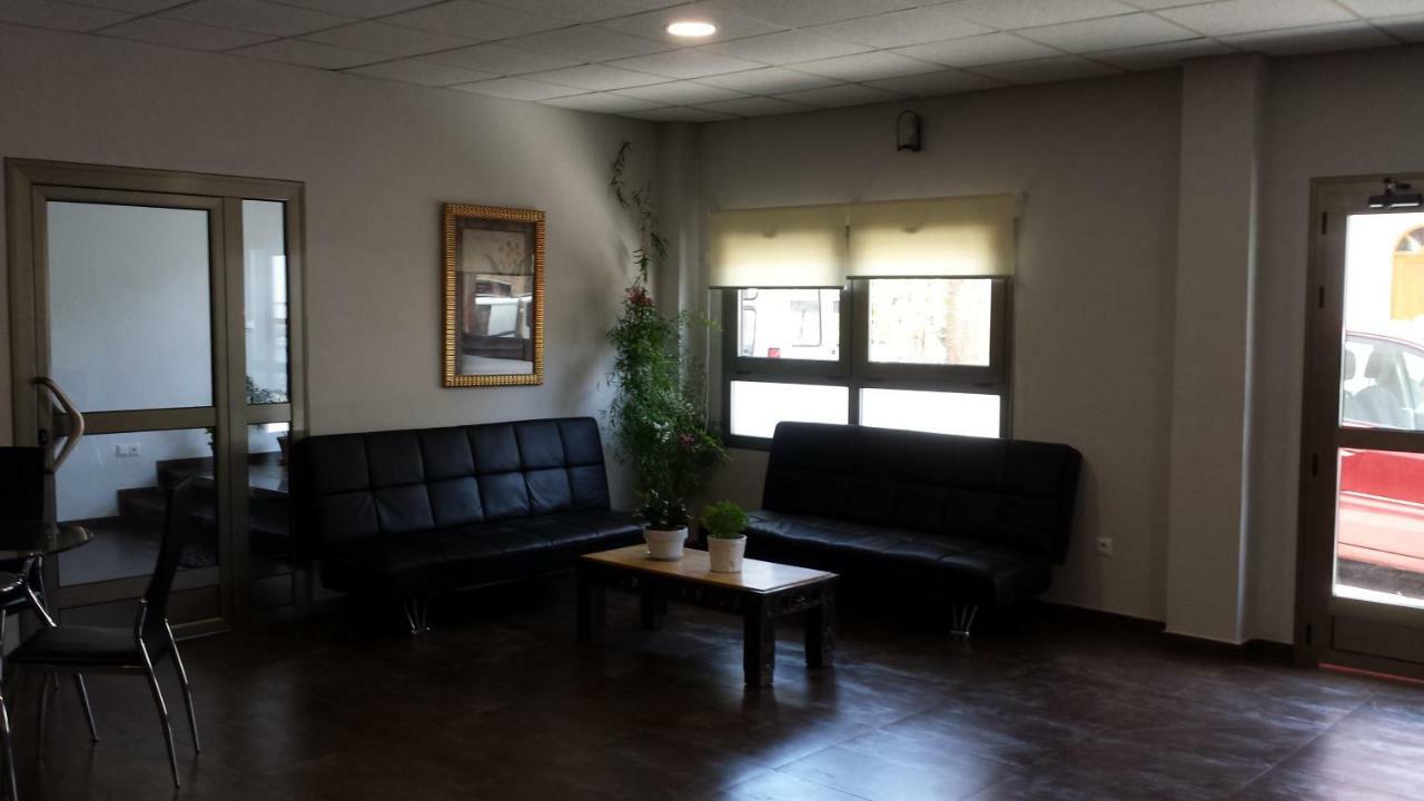 Hospederia Montes Hostel Níjar Buitenkant foto